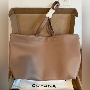 Cuyana Classic Easy Zipper Tote